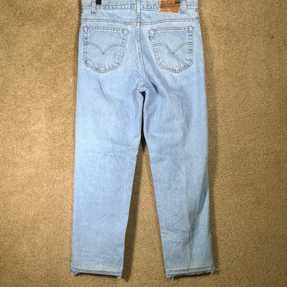 Vinatge LEVIS Mens Jeans Sz 34x29 Relaxed 540 Straight Brown Tab Light Wash Blue - Picture 1 of 12